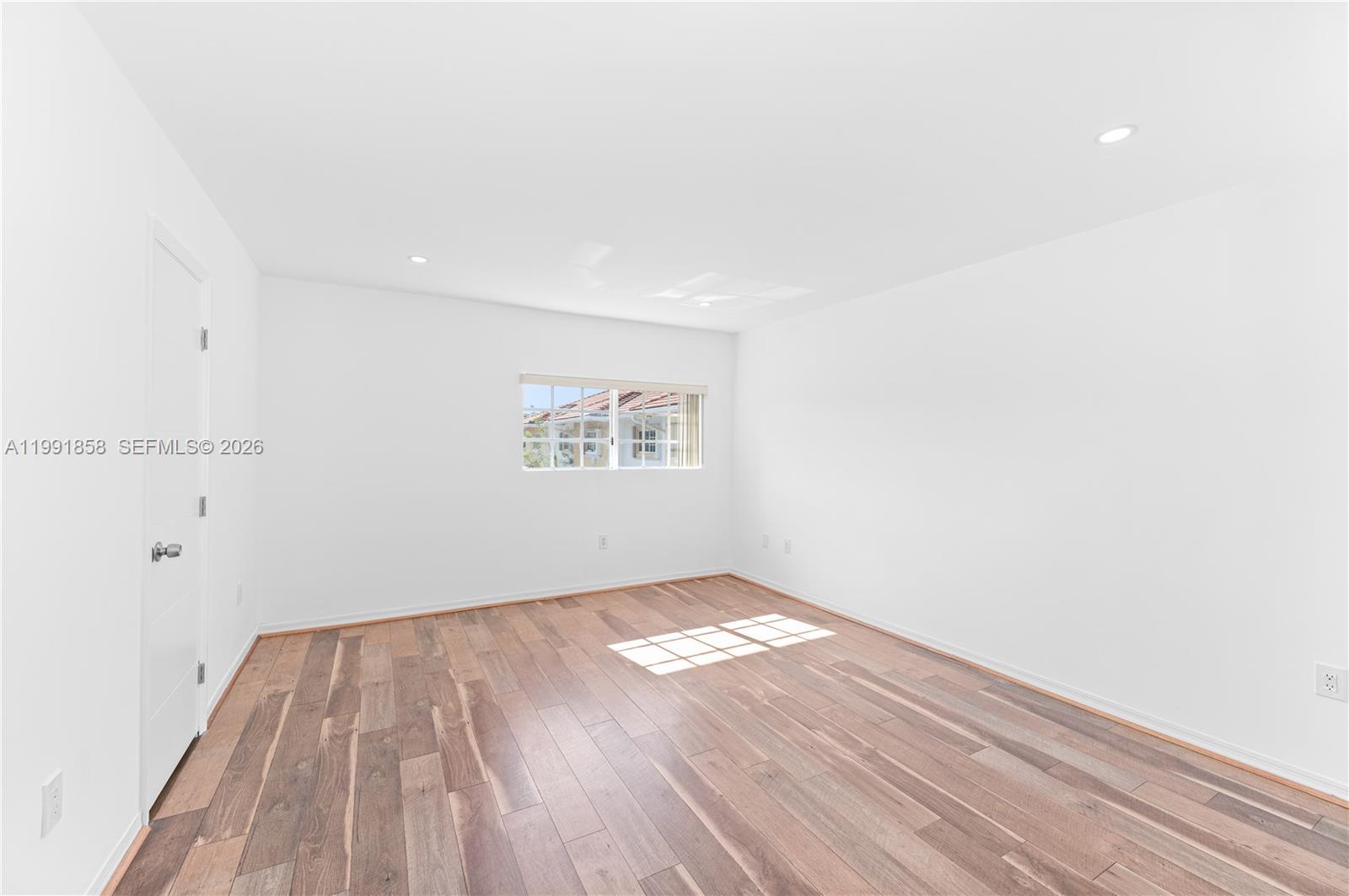 365 NW 109th Ave #701 Miami, FL 33172