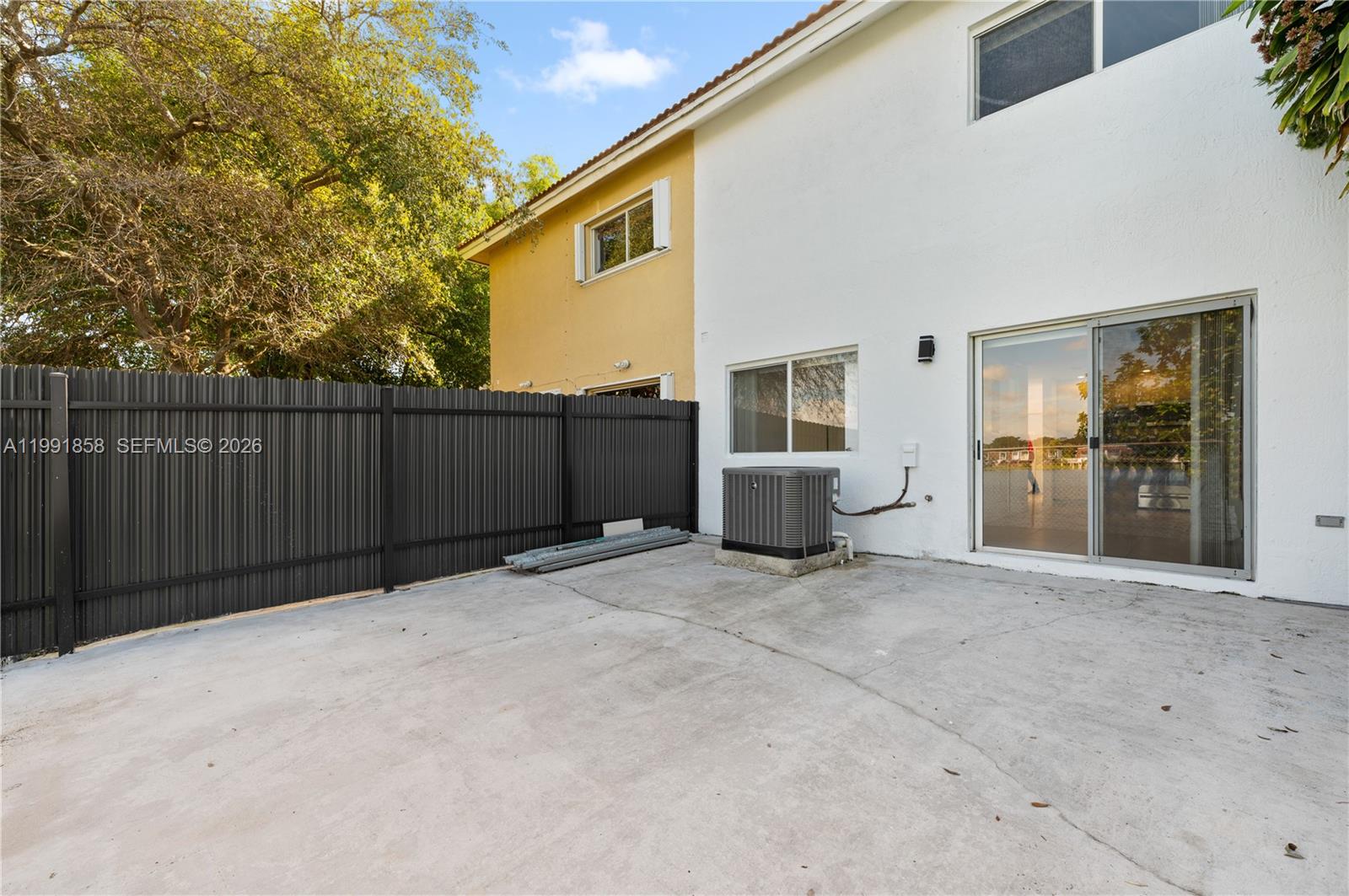 365 NW 109th Ave #701 Miami, FL 33172