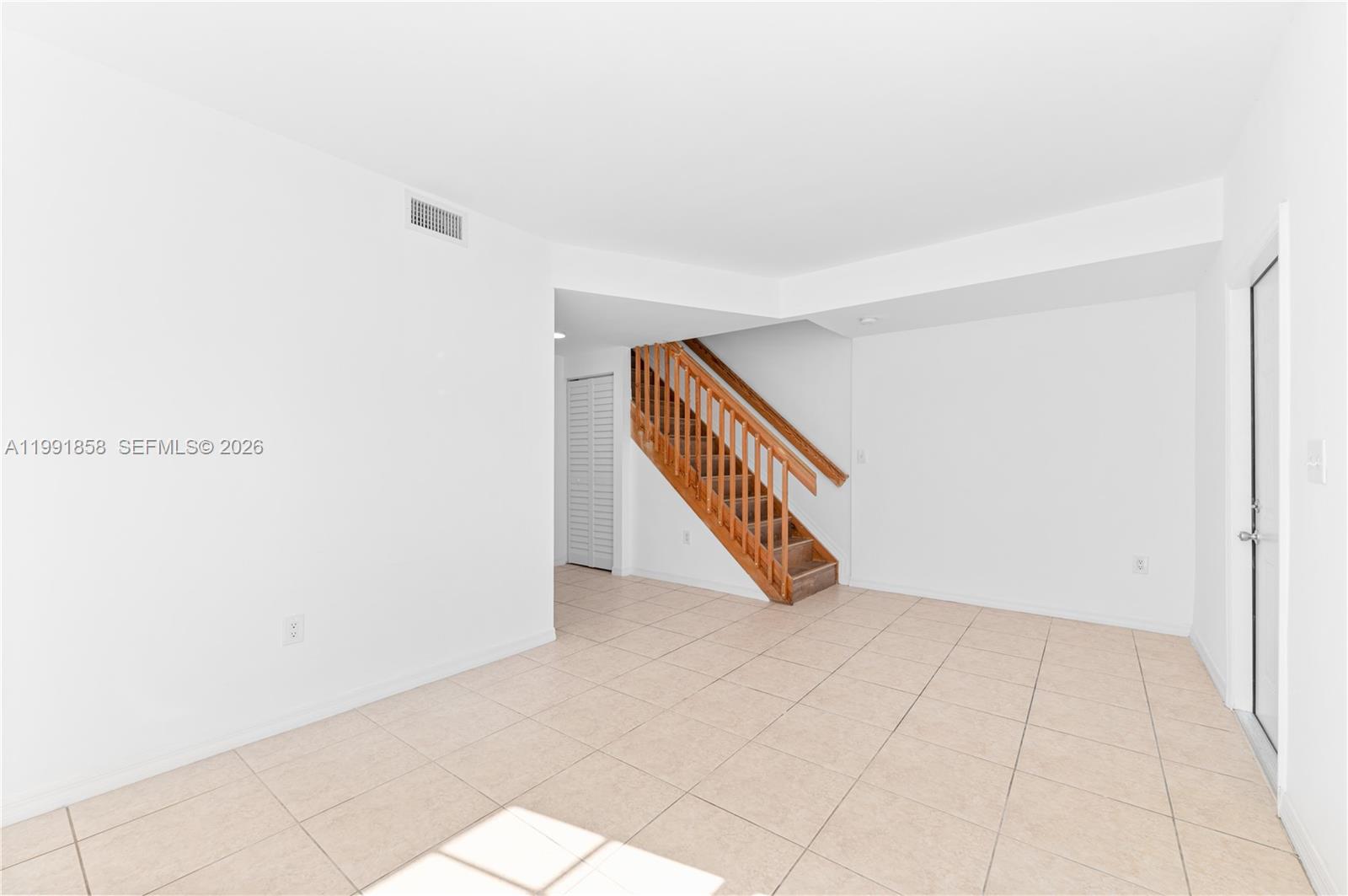 365 NW 109th Ave #701 Miami, FL 33172