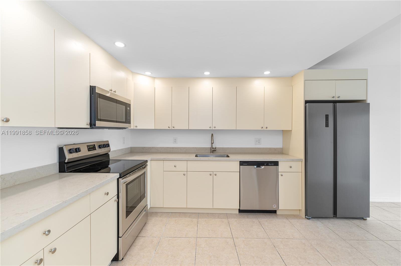 365 NW 109th Ave #701 Miami, FL 33172