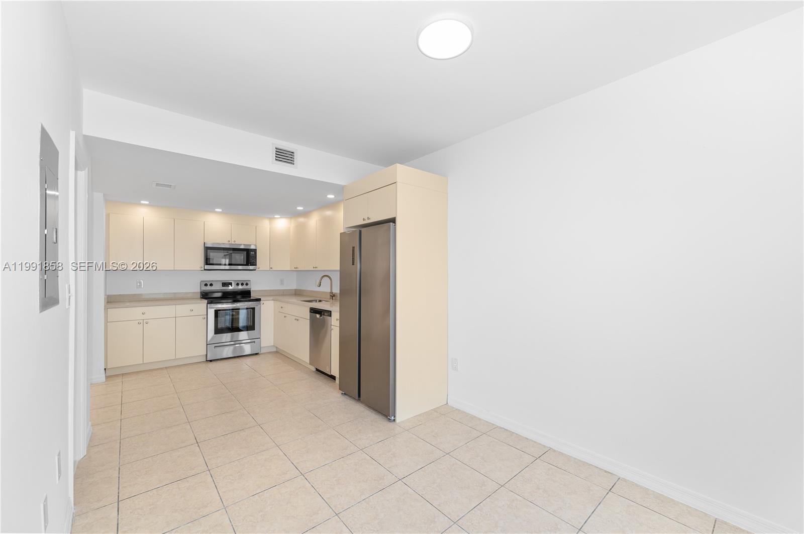 365 NW 109th Ave #701 Miami, FL 33172