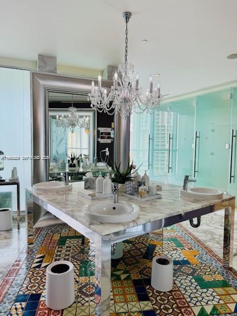 image Icon Brickell I22