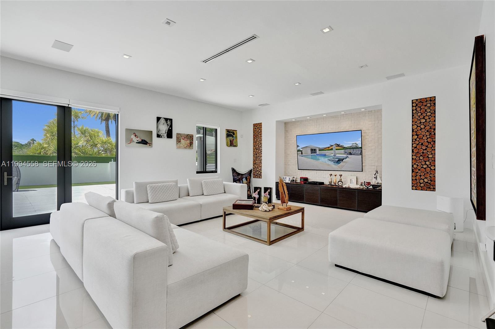 2600 SW 128th Ct Miami, FL 33175