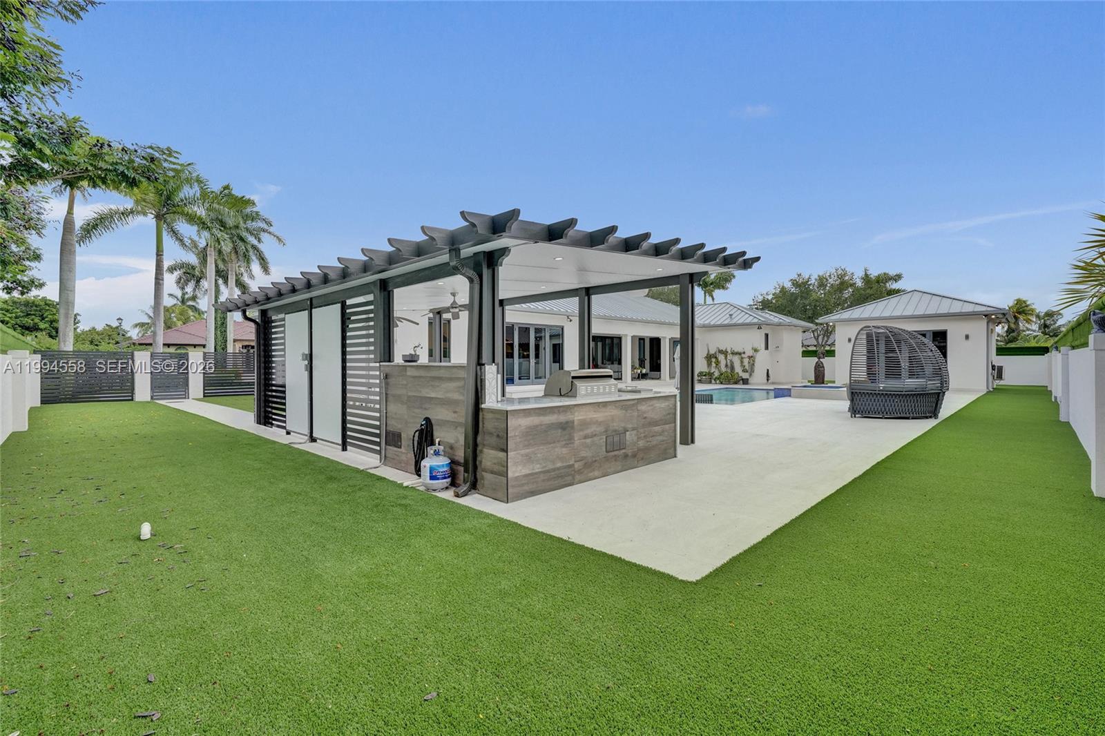 2600 SW 128th Ct Miami, FL 33175