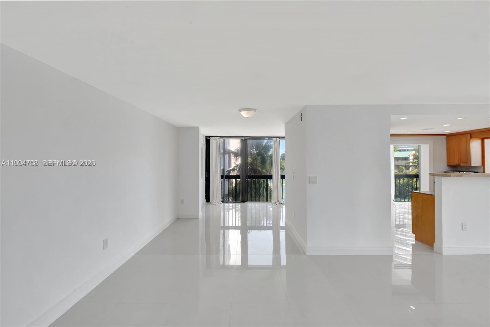 image Brickell Bay Club15