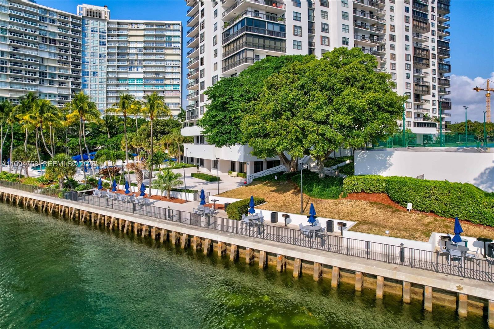 image Brickell Bay Club56