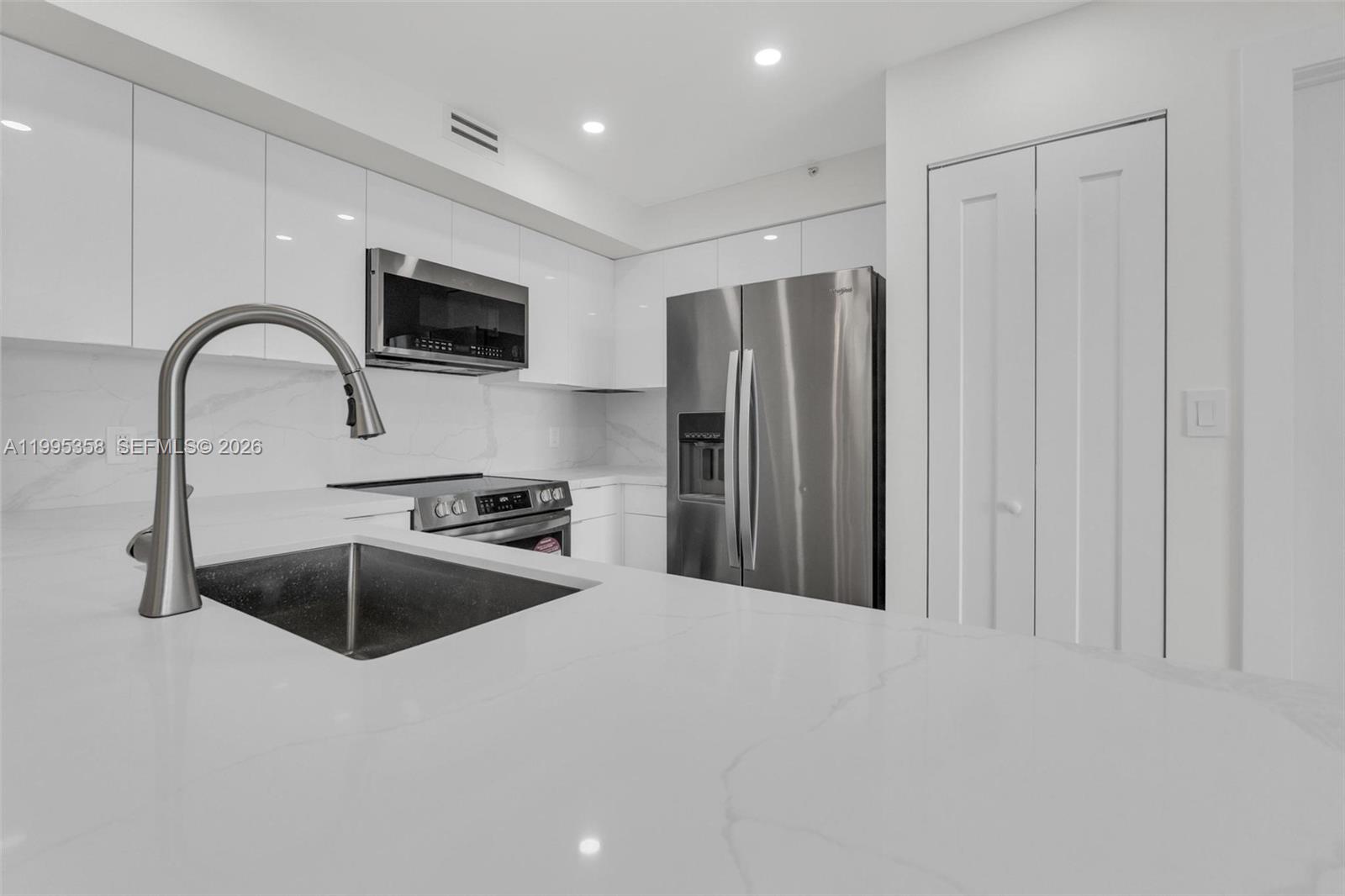 image The Mark on Brickell1