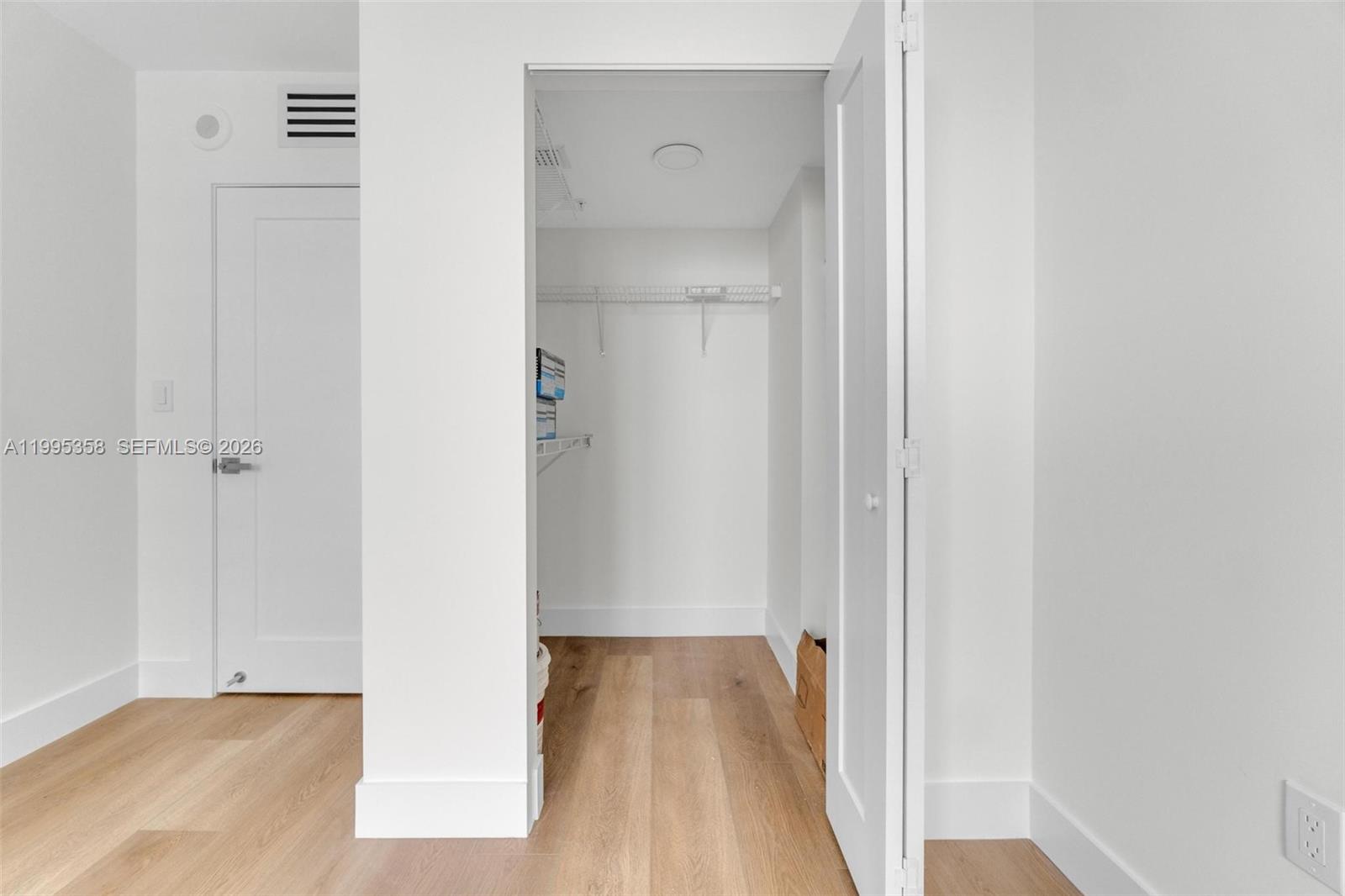 image The Mark on Brickell32