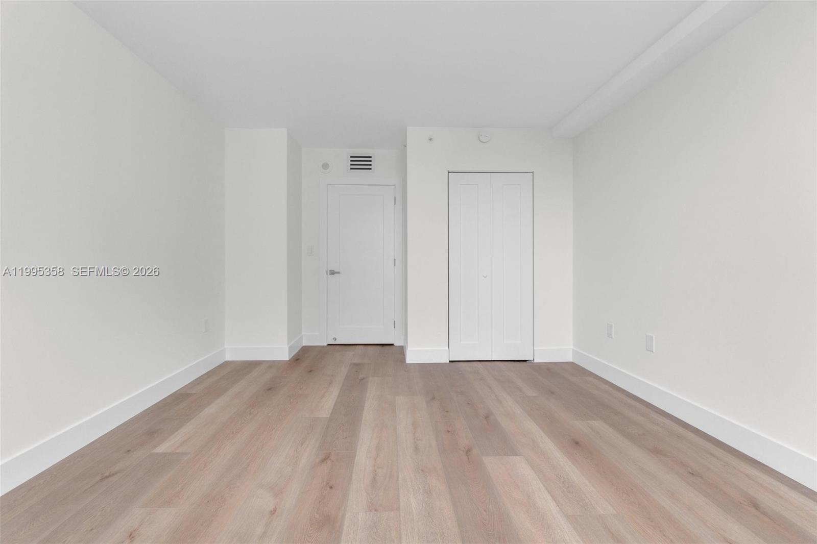 image The Mark on Brickell33