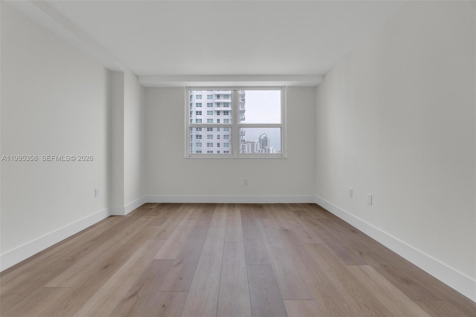 image The Mark on Brickell35