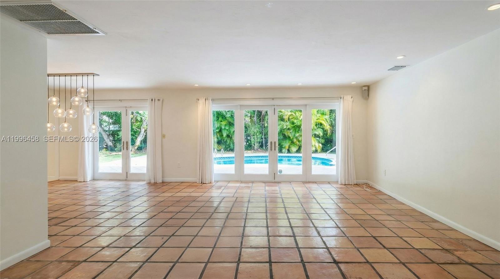 115 S Prospect Dr Coral Gables, FL 33133