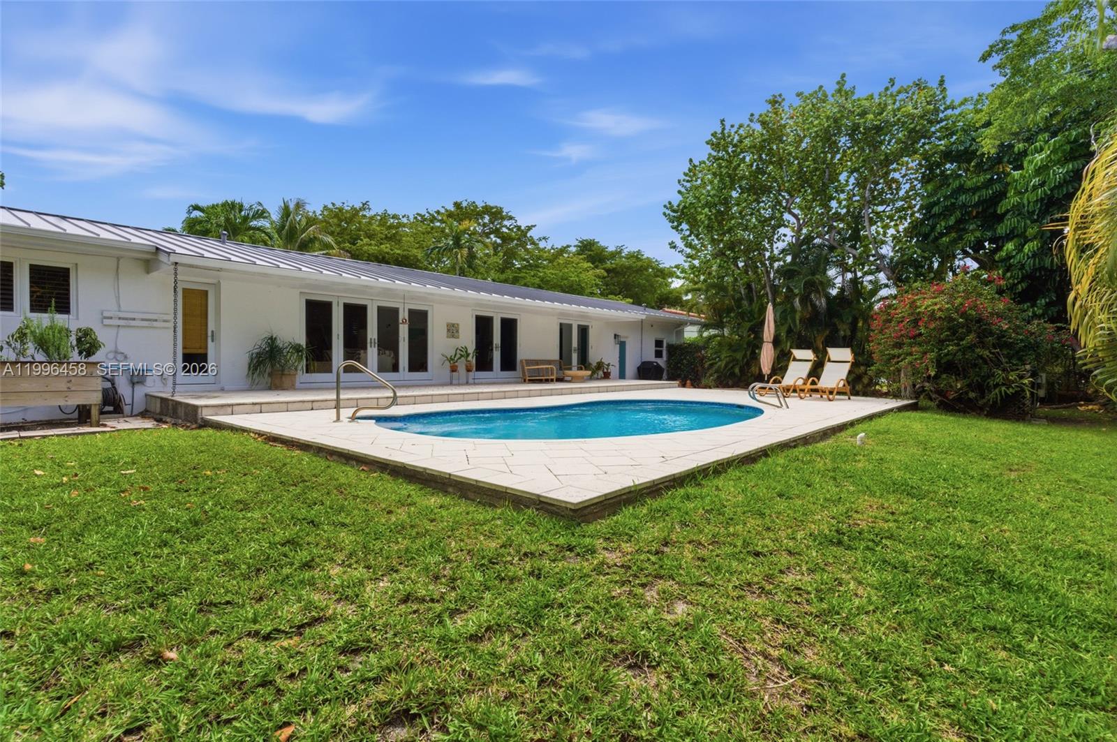 115 S Prospect Dr Coral Gables, FL 33133