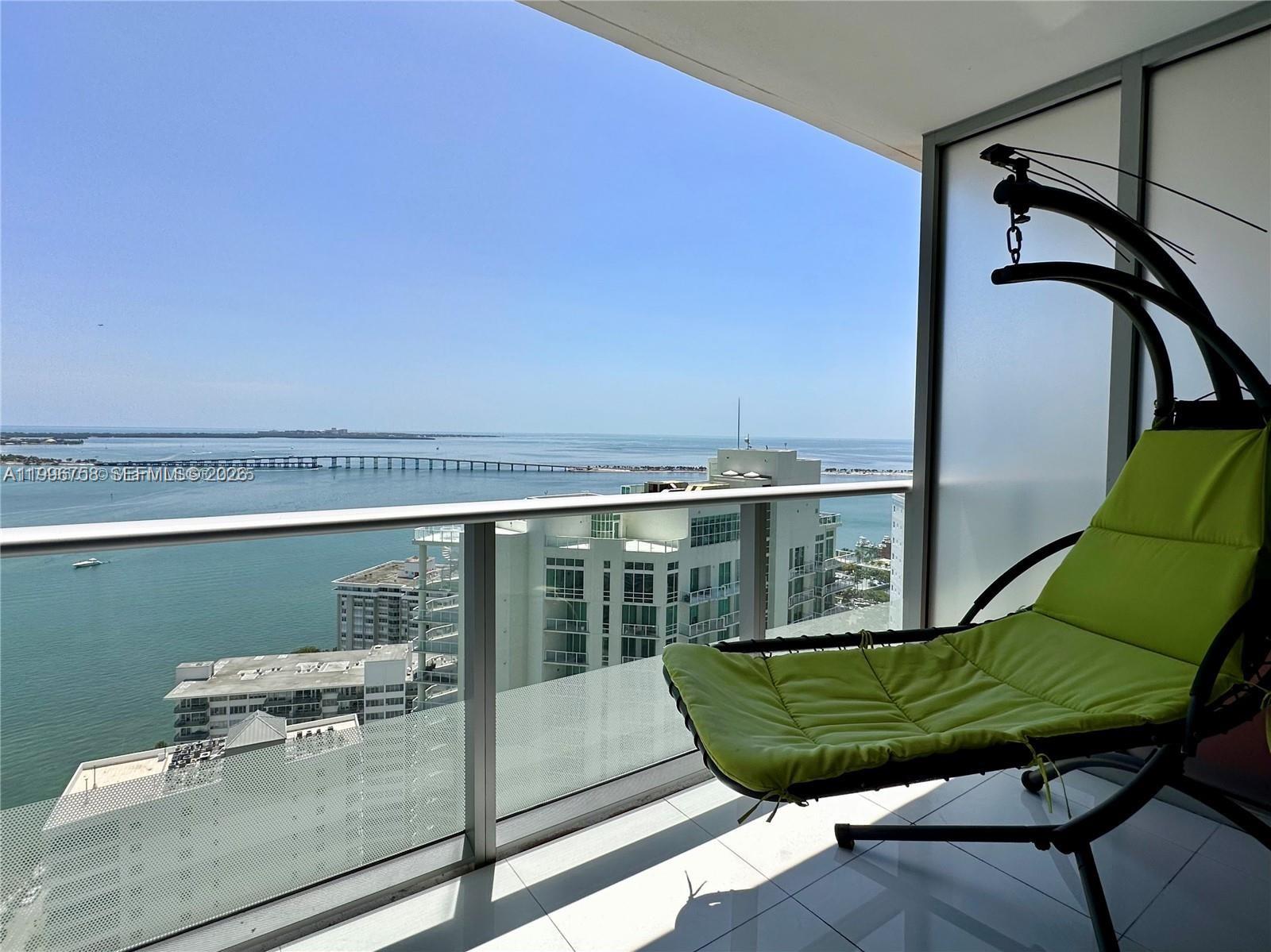 1300 Brickell Bay Dr #3206