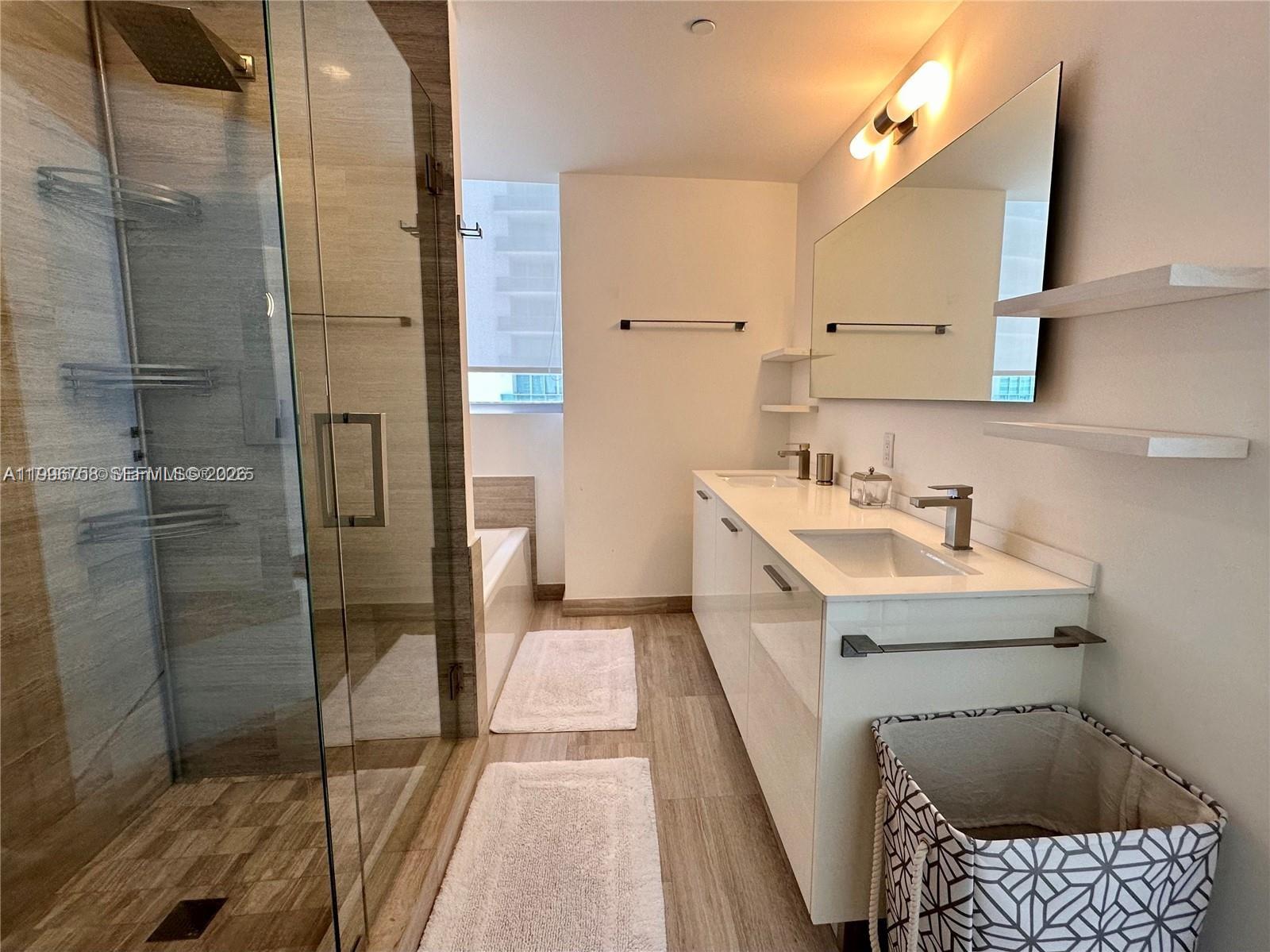 image Brickell House12