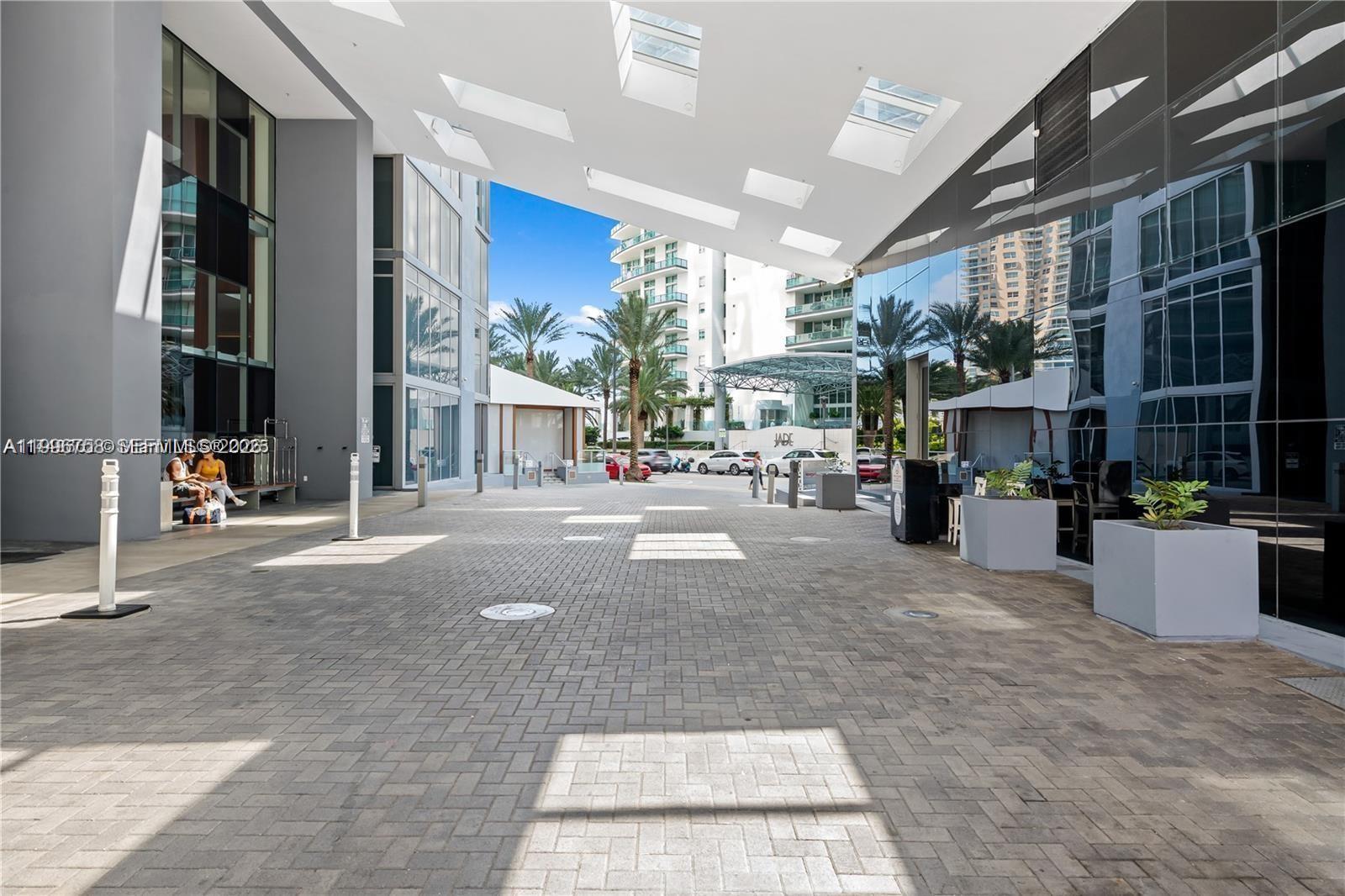 image Brickell House34