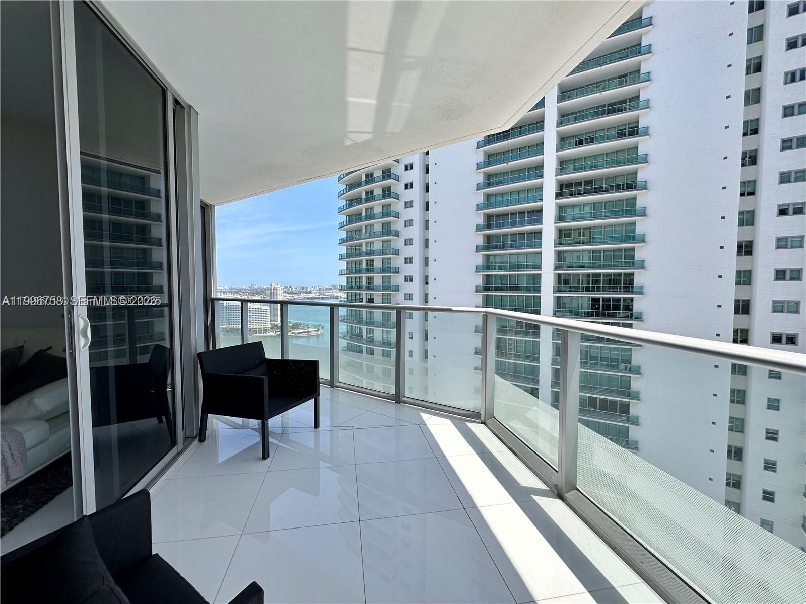 image Brickell House8