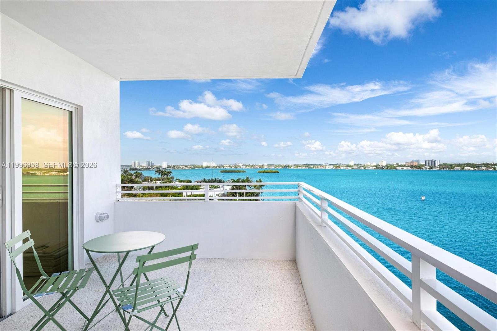 10300 W Bay Hbr Dr #9D