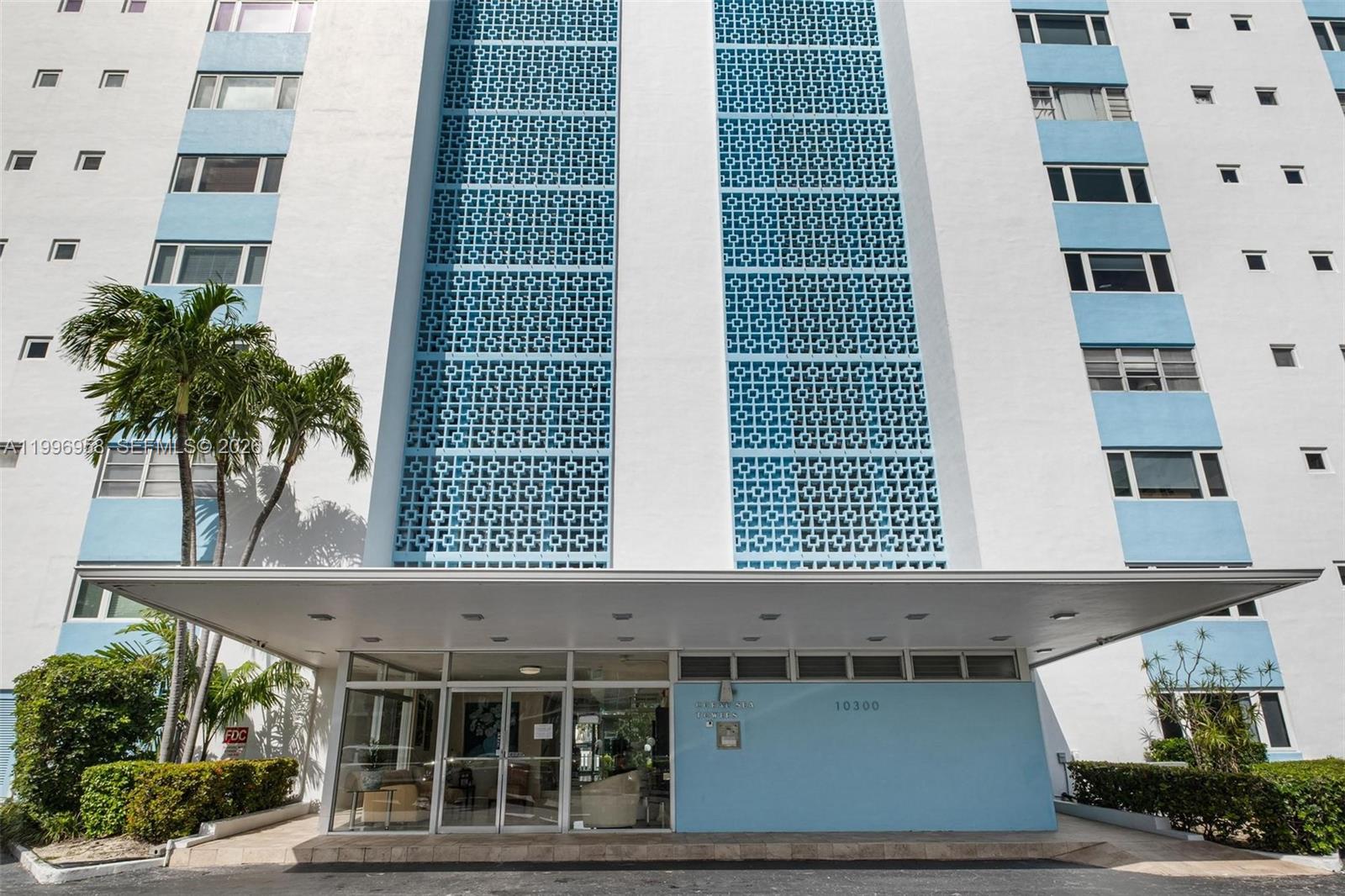 10300 W Bay Hbr Dr #9D Bay Harbor Islands, FL 33154