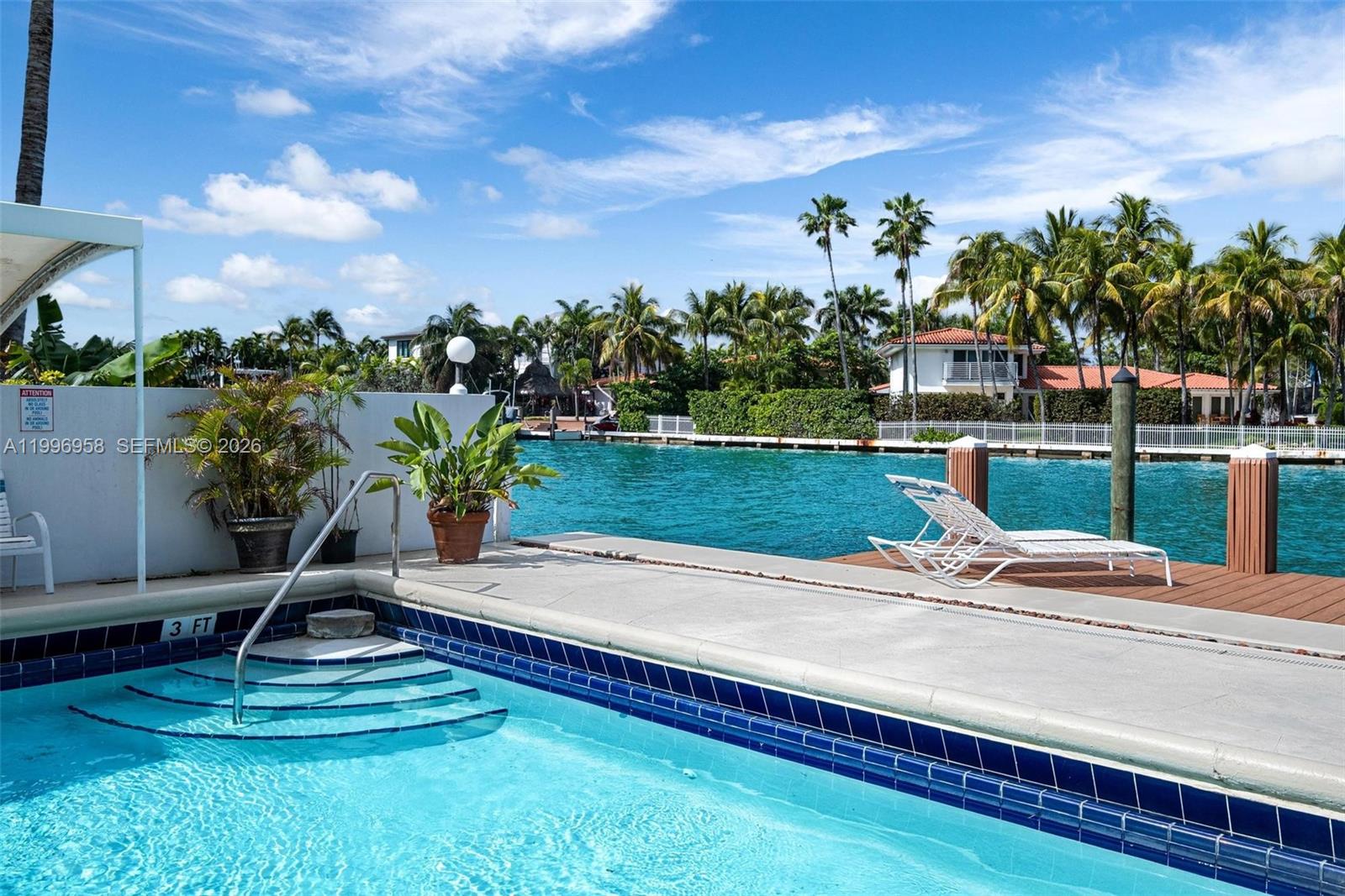 10300 W Bay Hbr Dr #9D Bay Harbor Islands, FL 33154