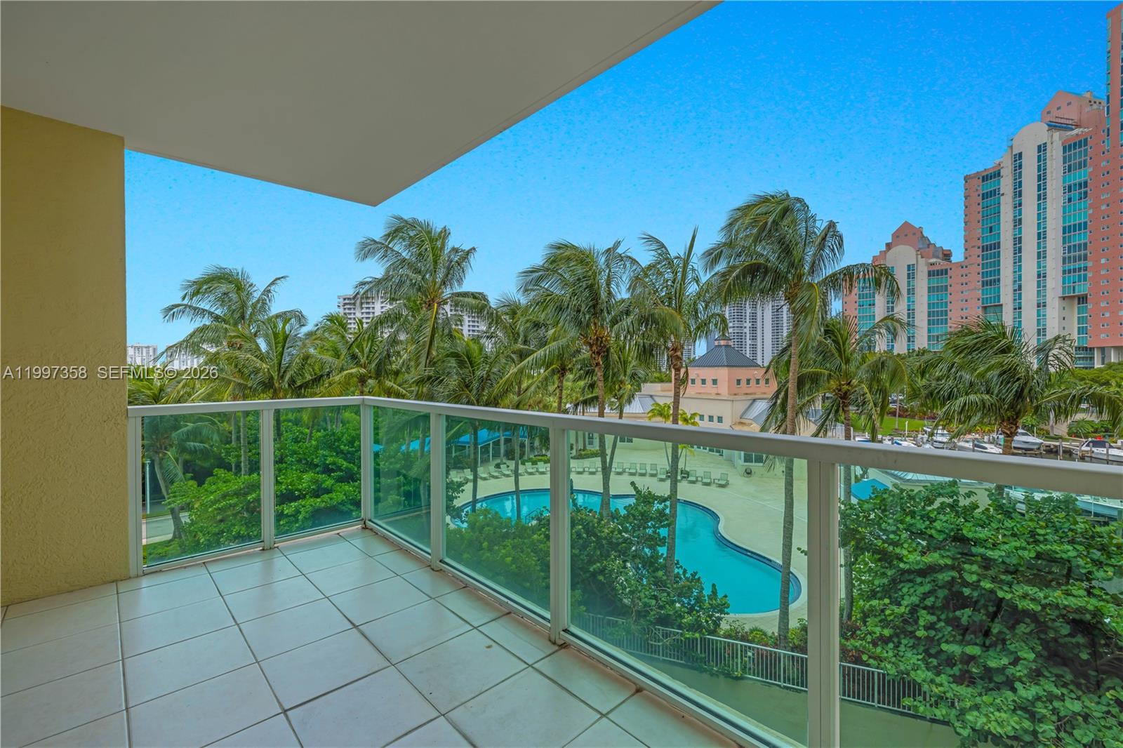image Aventura Marina 112