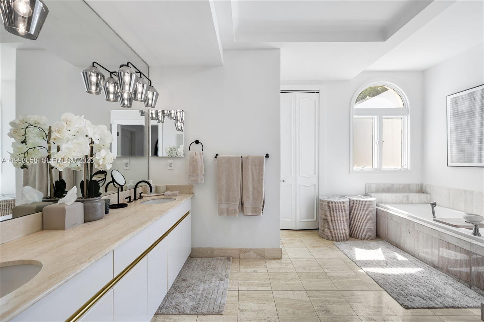 1415 Sunset Harbour Dr #TH-102 Miami Beach, FL 33139