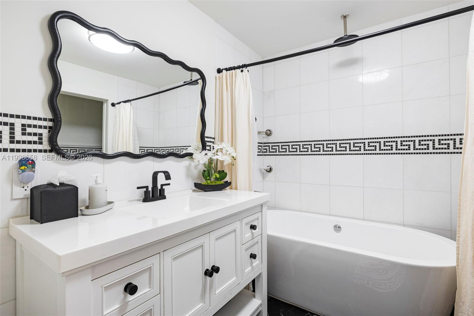 1415 Sunset Harbour Dr #TH-102 Miami Beach, FL 33139