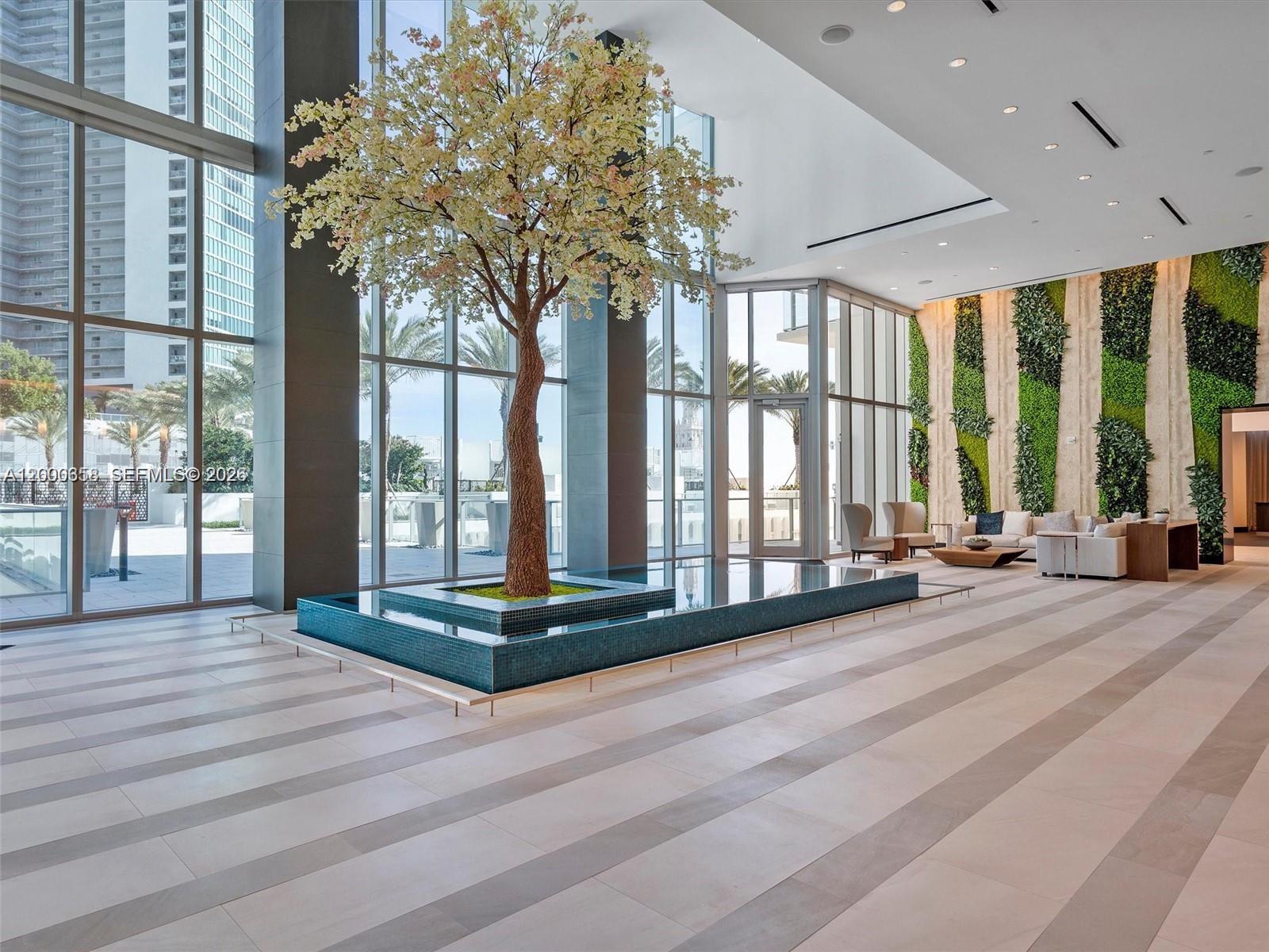 image Paramount Miami Worldcenter12