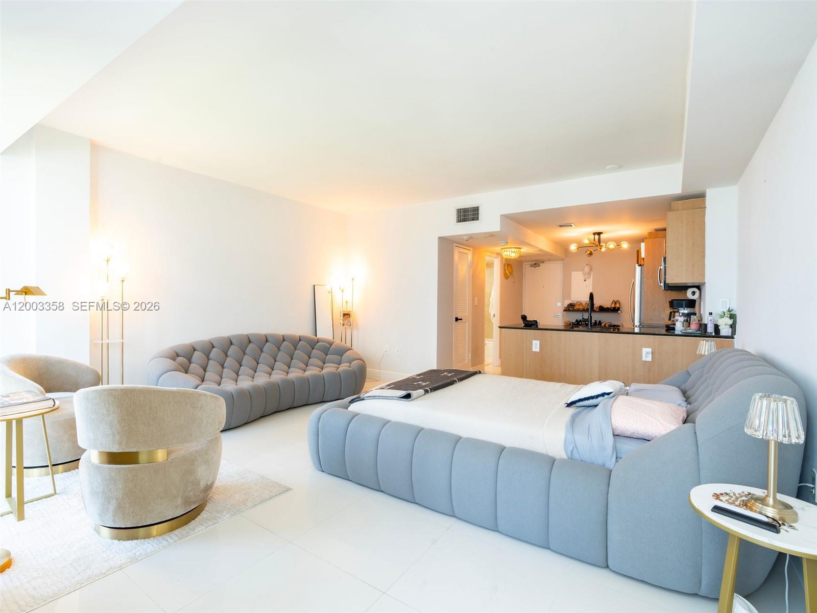 image Harbour House14