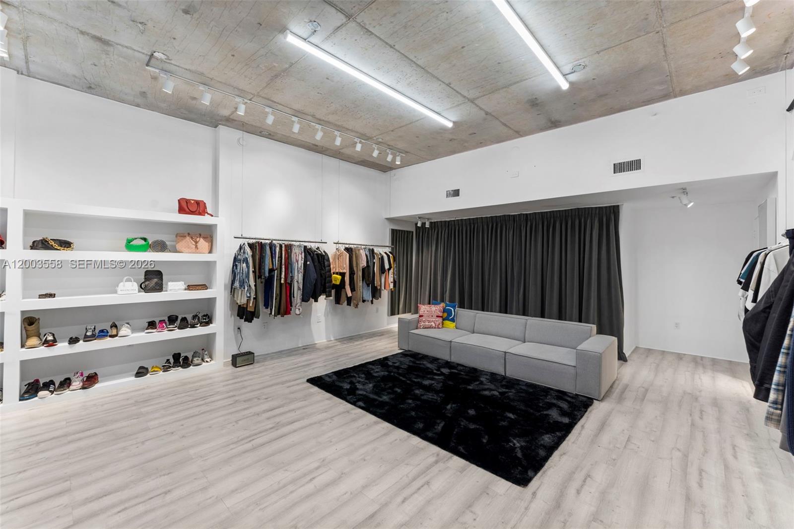 3449 NE 1st Ave #108