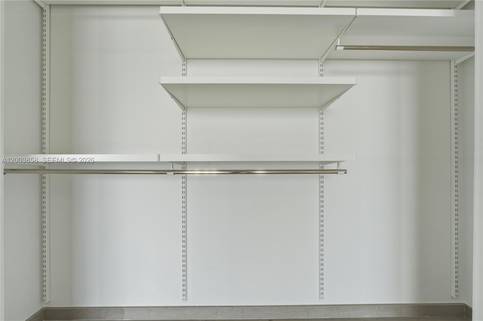 88 SW 7th St #3710 Miami, FL 33130