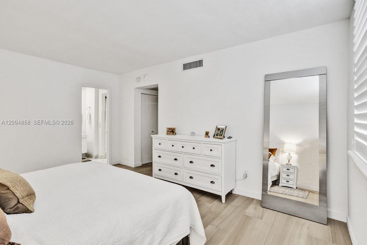 625 Biltmore Way #103 Coral Gables, FL 33134