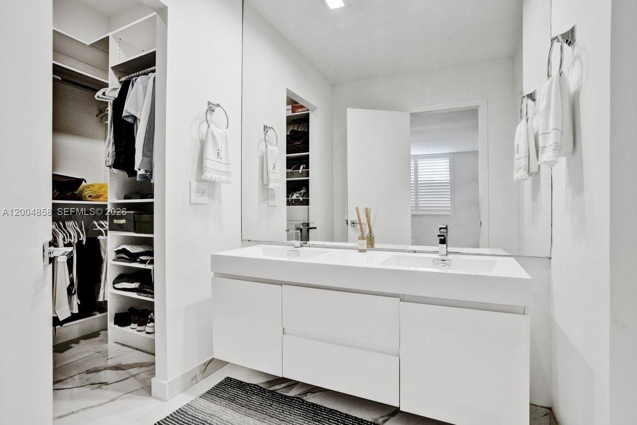625 Biltmore Way #103 Coral Gables, FL 33134