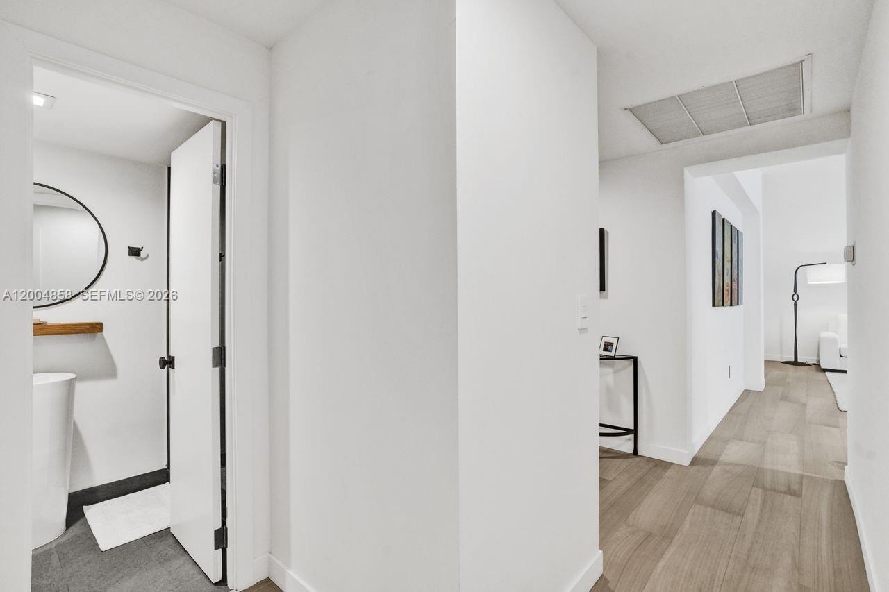 625 Biltmore Way #103 Coral Gables, FL 33134