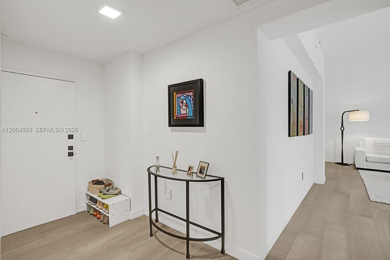 625 Biltmore Way #103 Coral Gables, FL 33134