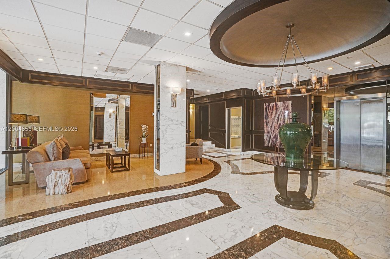 625 Biltmore Way #103 Coral Gables, FL 33134