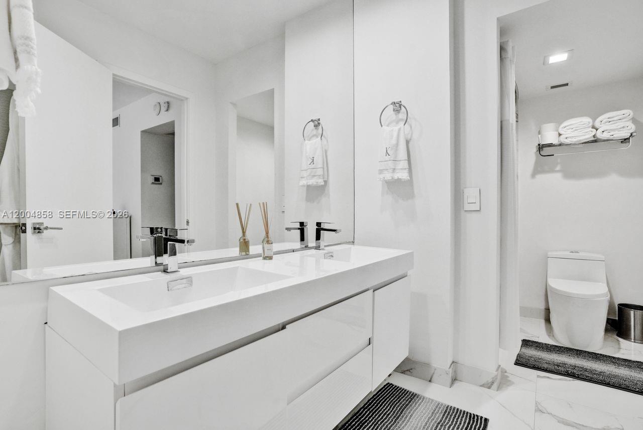 625 Biltmore Way #103 Coral Gables, FL 33134