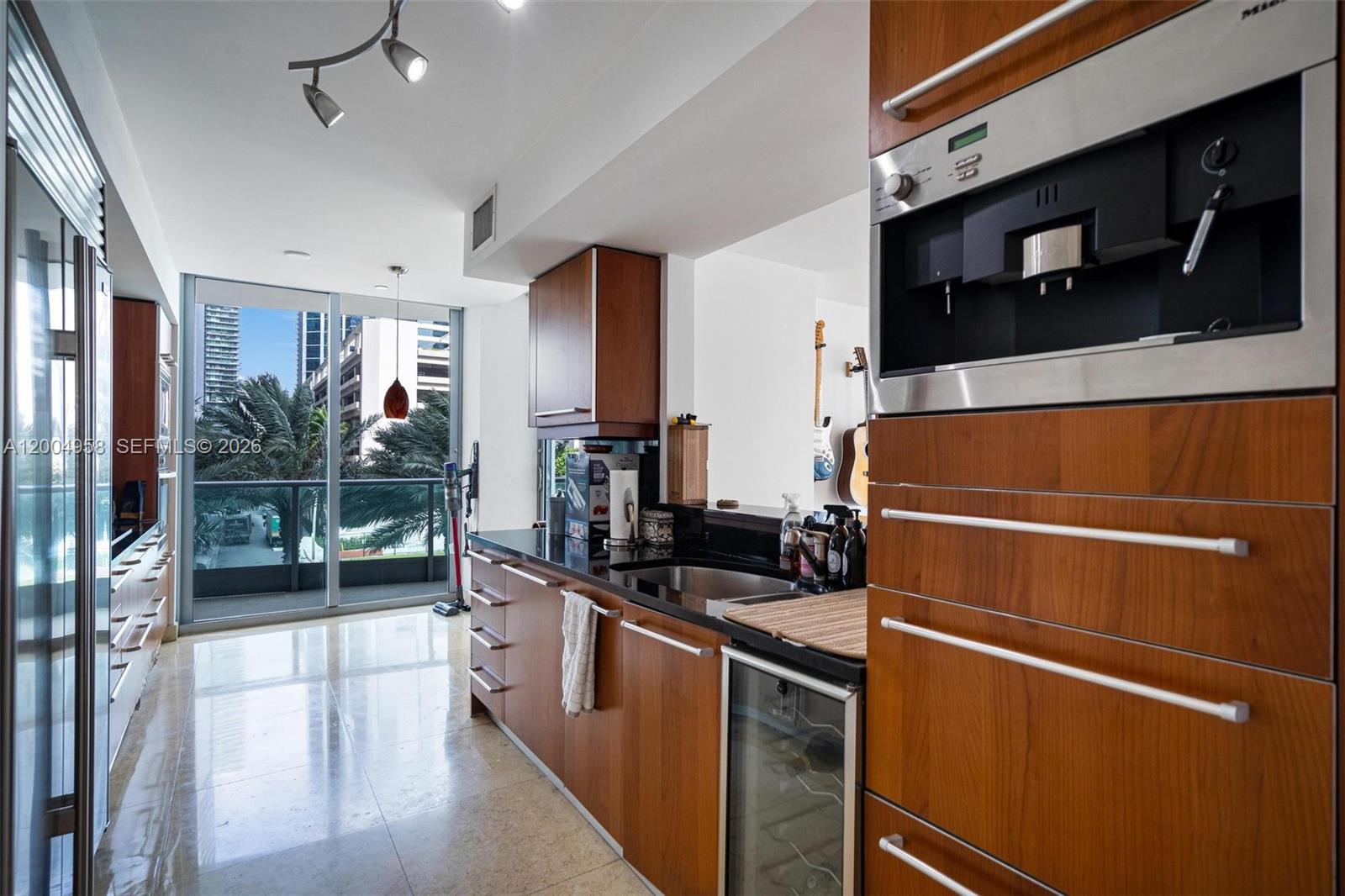 image Jade at Brickell Bay9