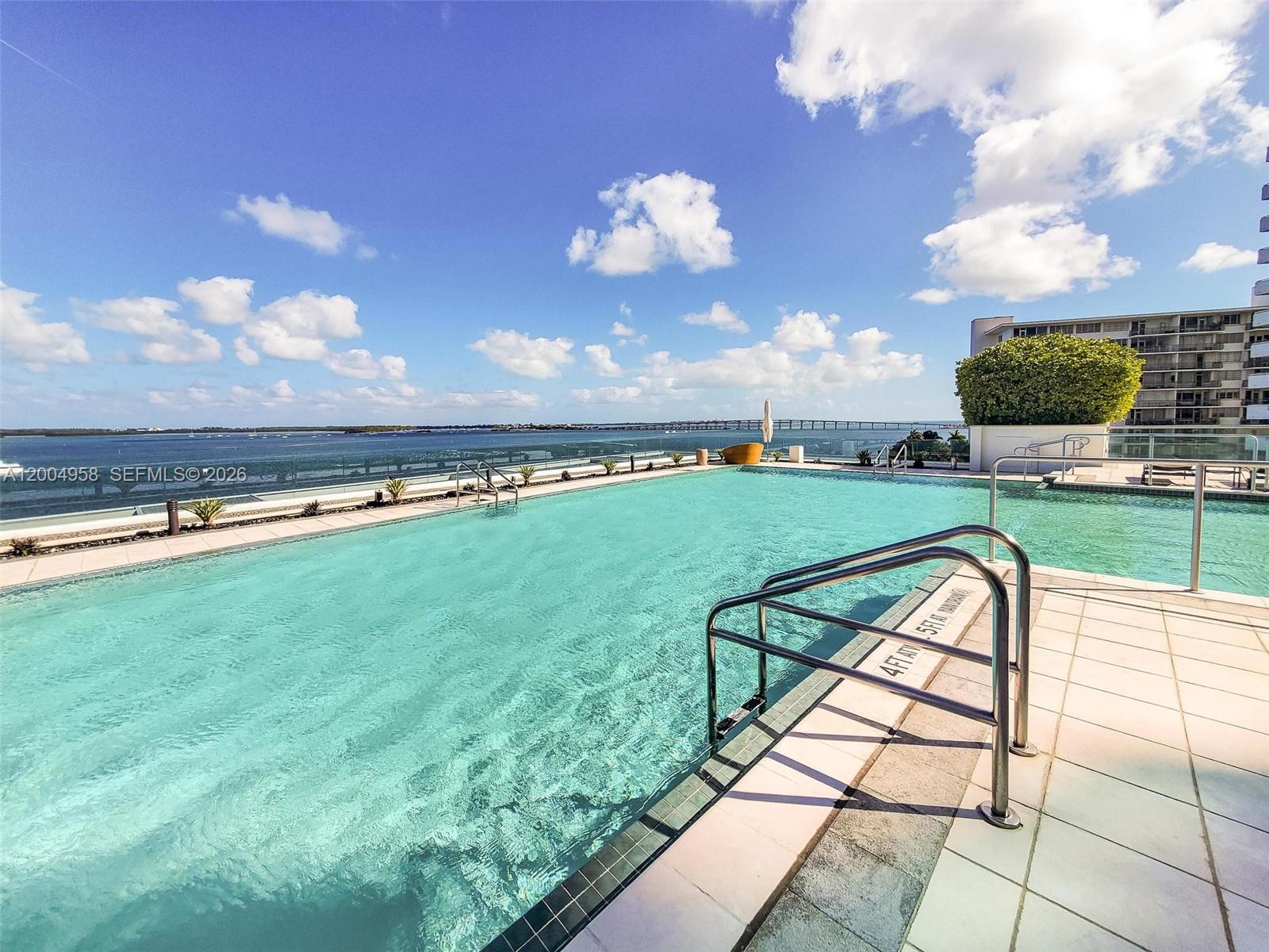 image Jade at Brickell Bay42