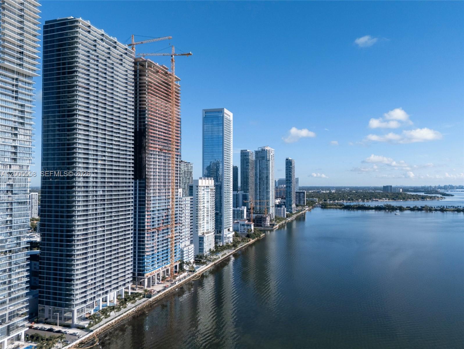 700 NE NE 24th St #3002A