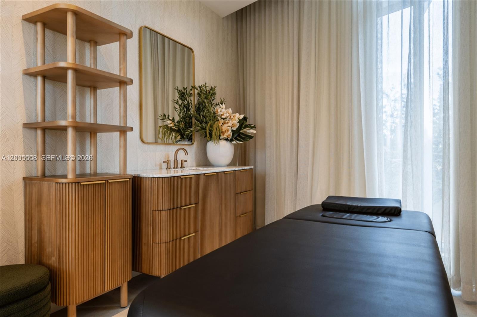 700 NE NE 24th St #3002A Miami, FL 33137