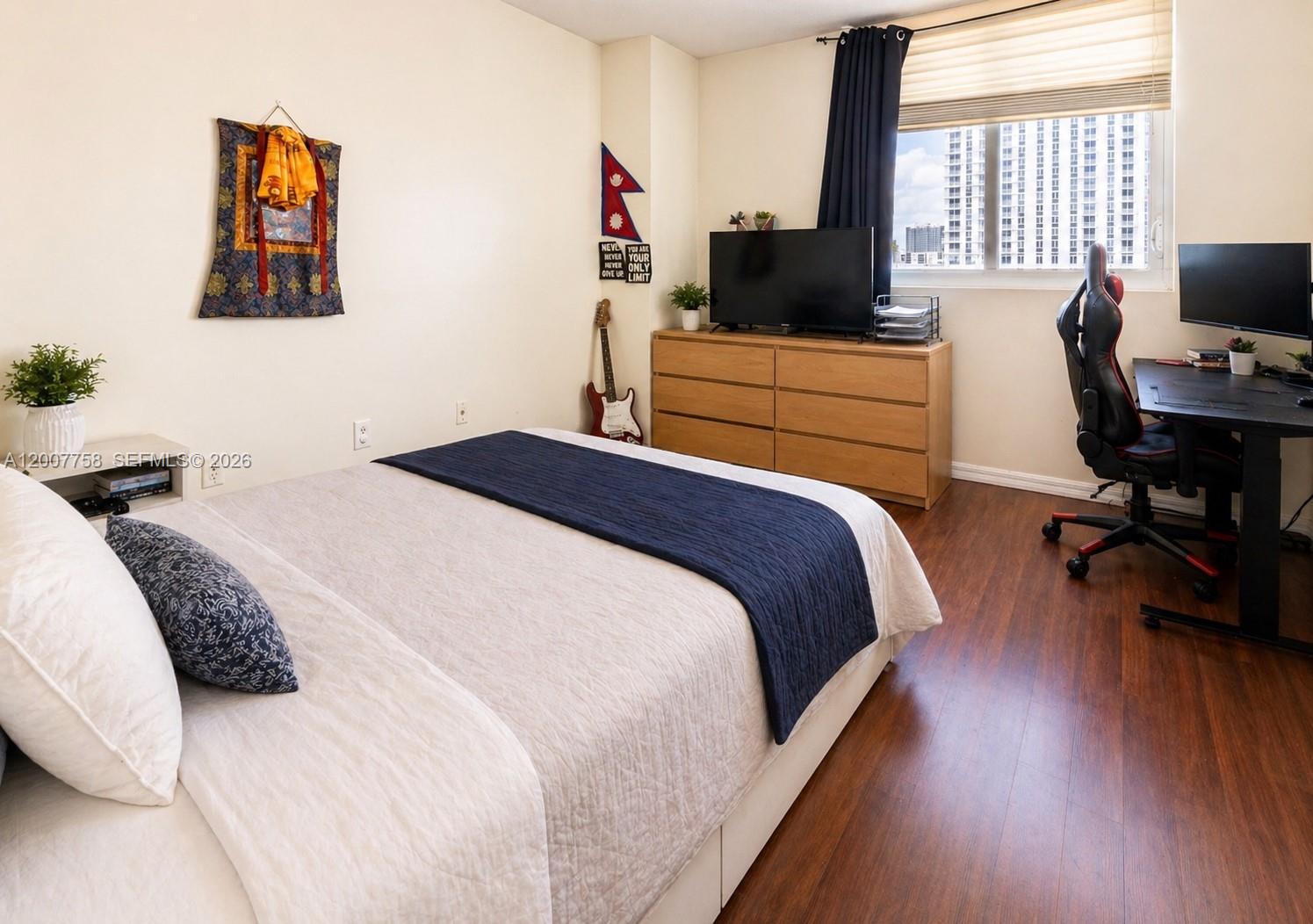 image 1800 Biscayne Plaza24