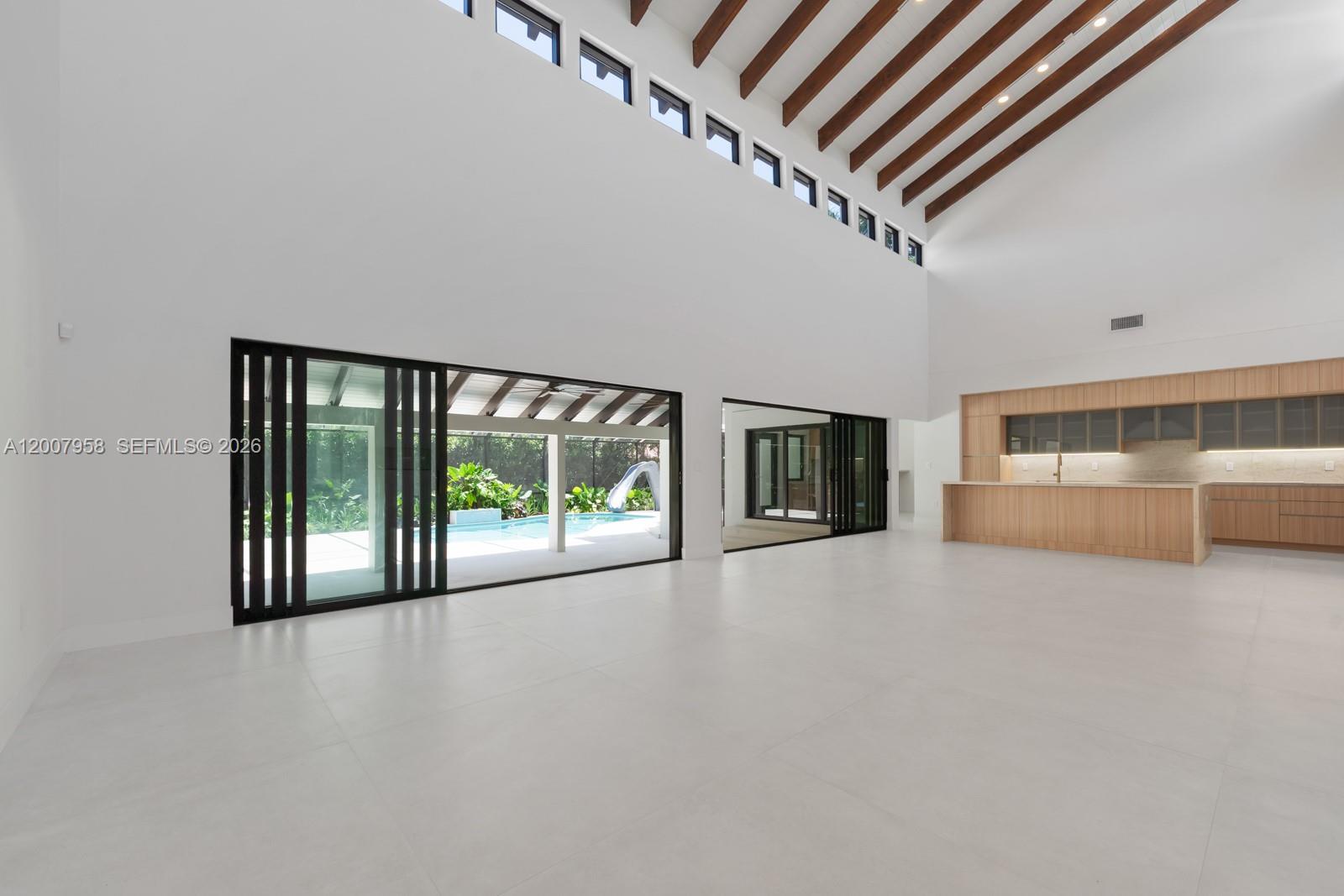 Undisclosed Address Palmetto Bay, FL 33157