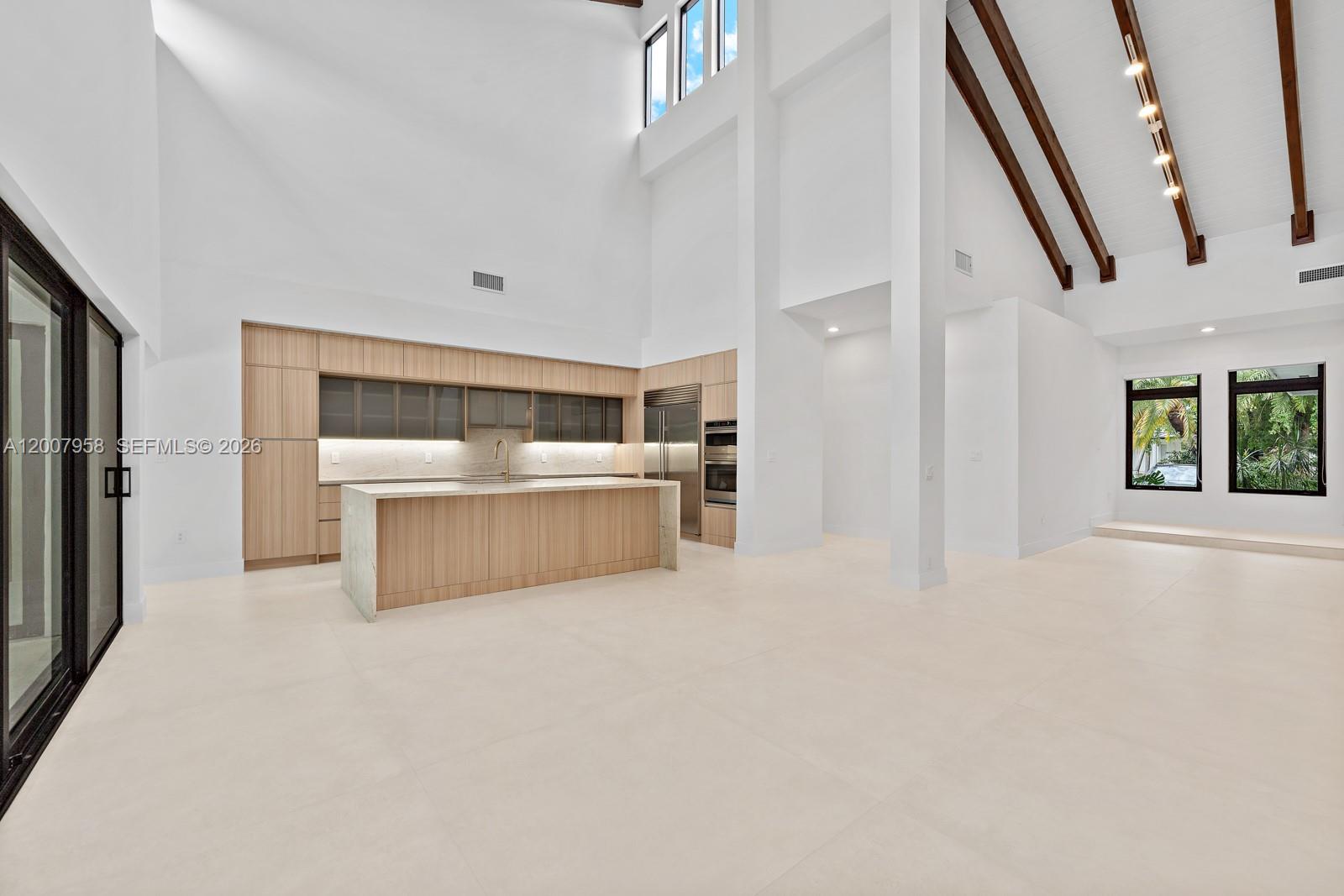 Undisclosed Address Palmetto Bay, FL 33157