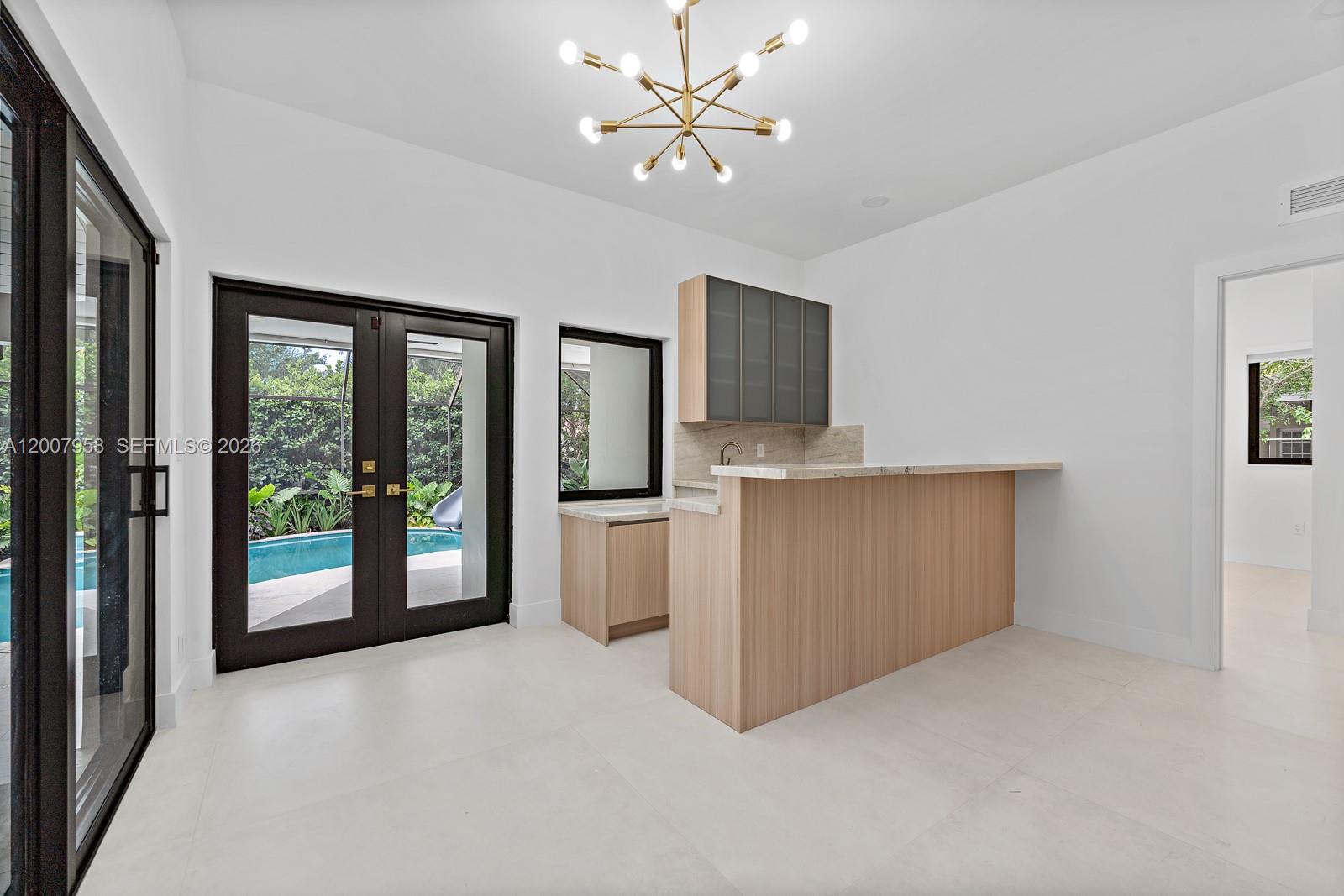 Undisclosed Address Palmetto Bay, FL 33157