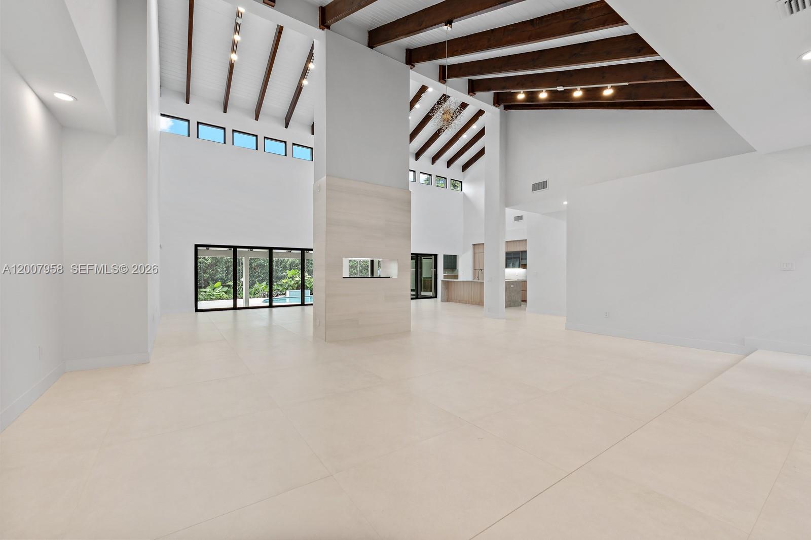 Undisclosed Address Palmetto Bay, FL 33157