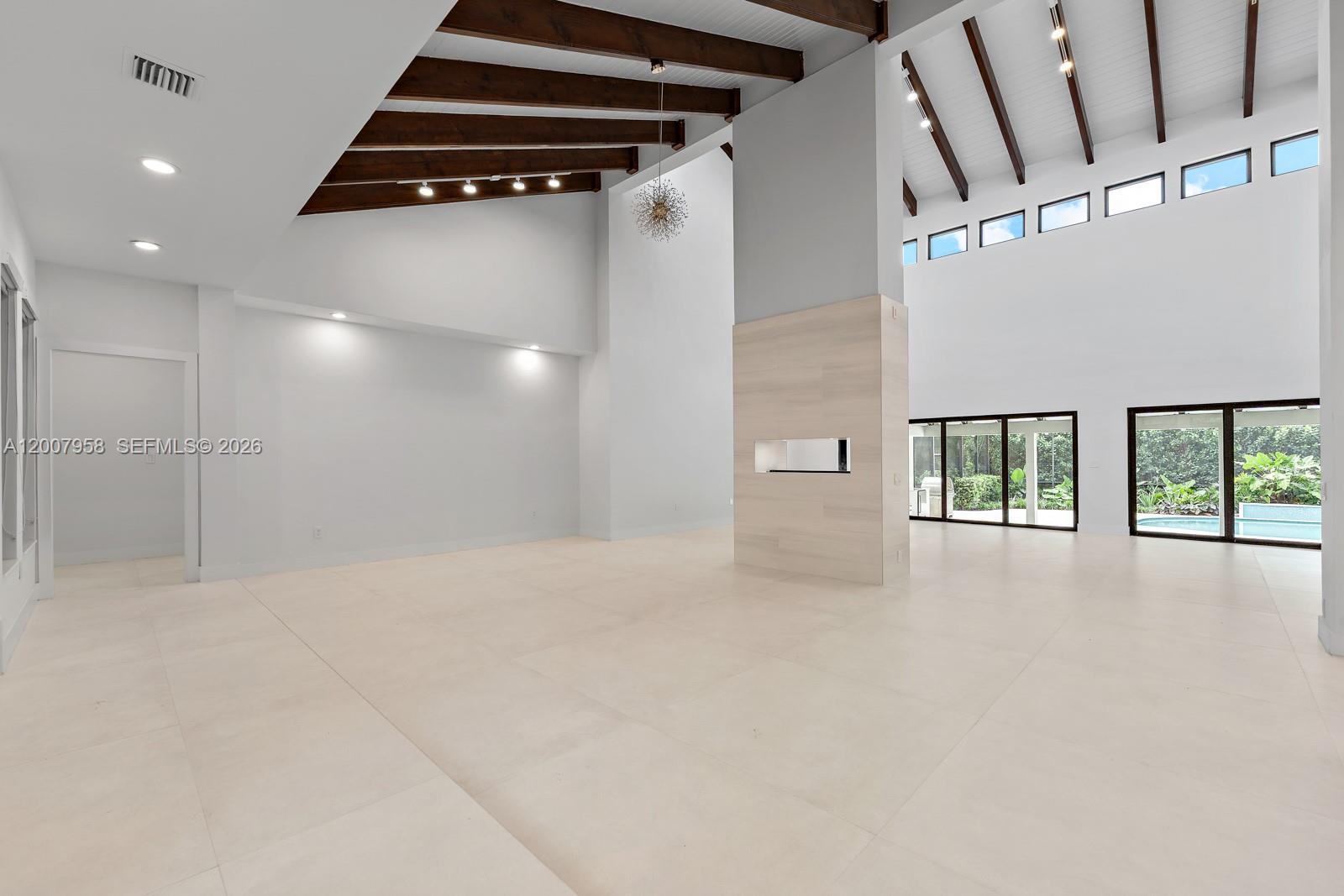 Undisclosed Address Palmetto Bay, FL 33157