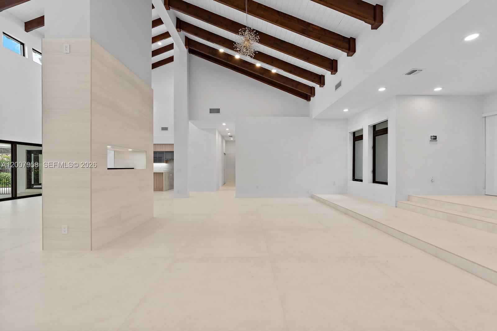 Undisclosed Address Palmetto Bay, FL 33157