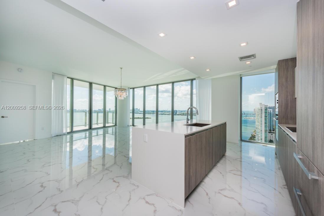 image Biscayne Beach4