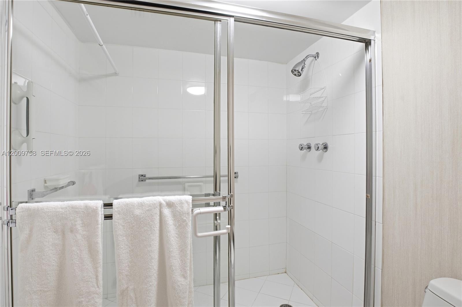 605 Ocean Dr #7L Key Biscayne, FL 33149