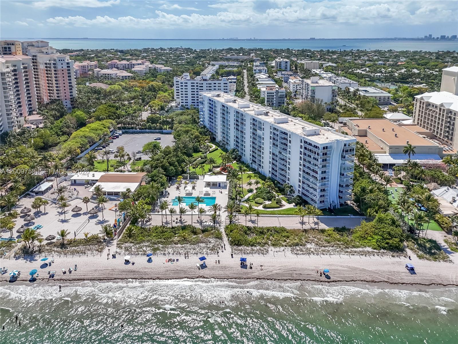 605 Ocean Dr #7L Key Biscayne, FL 33149